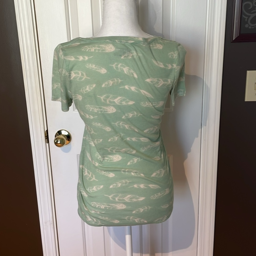 BDG Pale Green Scoop Neck Top with Leaf Designs. Medium - Picture 3 of 4